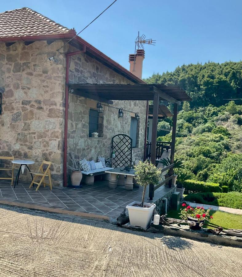 Stonehouse & Casa Al Sole E Al Mare Villa Nea Roda Exteriör bild