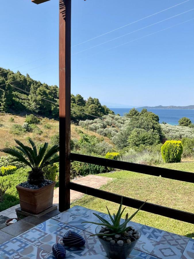 Stonehouse & Casa Al Sole E Al Mare Villa Nea Roda Exteriör bild