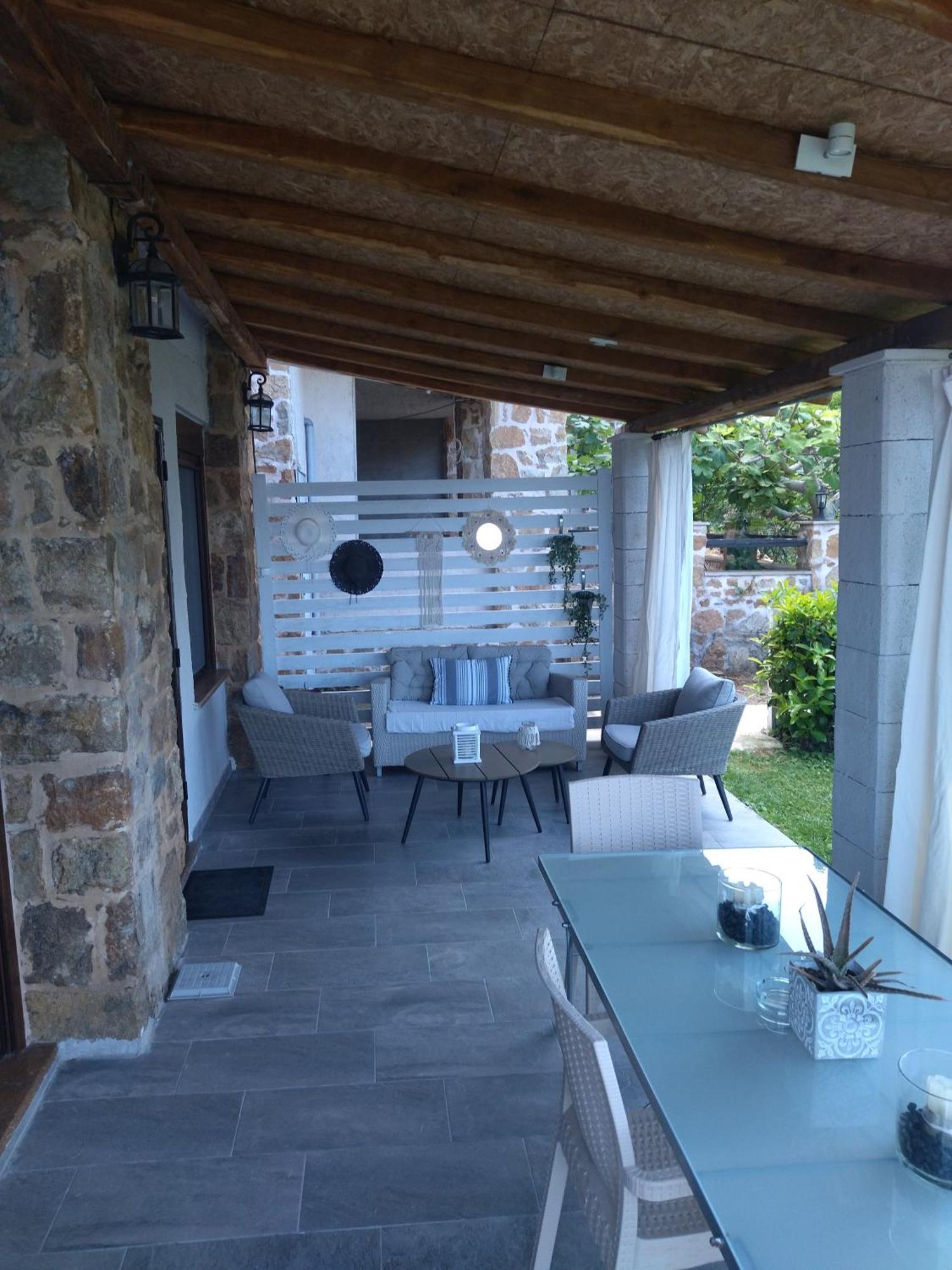 Stonehouse & Casa Al Sole E Al Mare Villa Nea Roda Exteriör bild